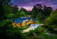 Book Oakbank Accommodation Vacations New South Wales Tourism New South Wales Tourism 