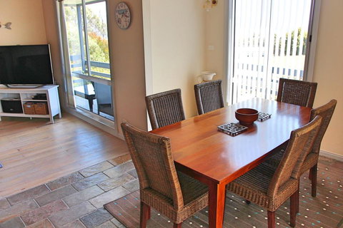 Cockatoo Cabin - New South Wales Tourism  3