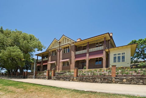 Cockatoo Island Accommodation - New South Wales Tourism  3