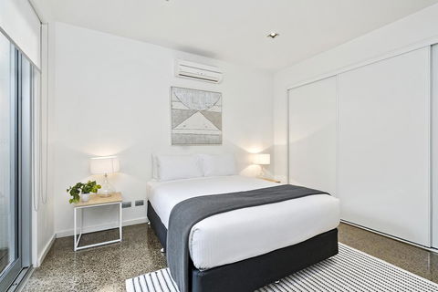 Cogens Two Bedroom Townhouse - New South Wales Tourism  1