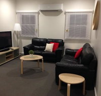 Colonial Lodge Motor Inn - New South Wales Tourism 