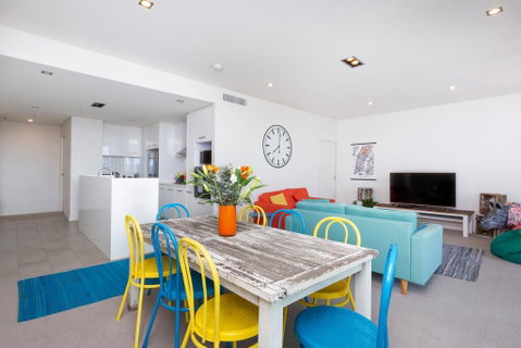 Colour & Swank At The Mill In The Heart Of CBD! - New South Wales Tourism  0