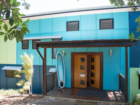 Colours Of Cylinder - New South Wales Tourism  0