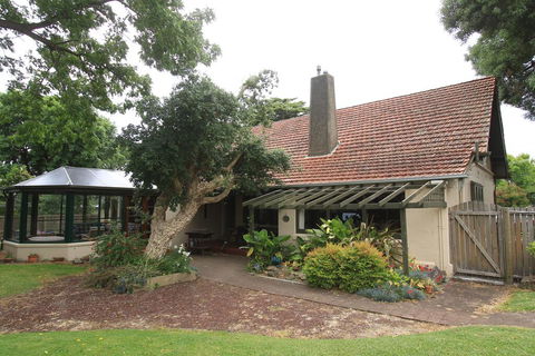 Colwyn House Self Contained Accomodation - New South Wales Tourism  1