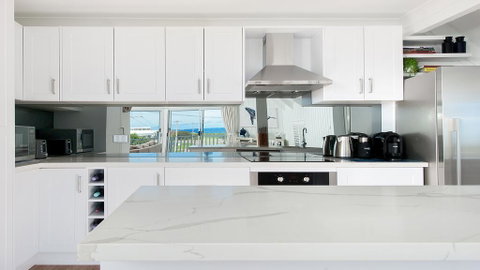Combined Kingsley Beach House - New South Wales Tourism  1