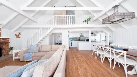 Combined Kingsley Beach House - New South Wales Tourism  2