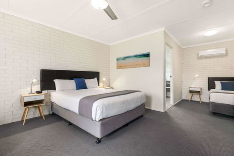 Comfort Inn On Main Hervey Bay - New South Wales Tourism  1
