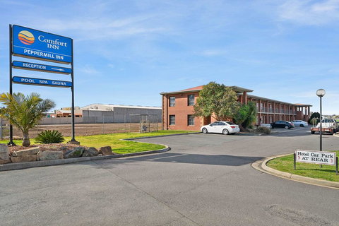 Comfort Inn Peppermill - New South Wales Tourism  0