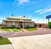 Comfort Inn Warwick - New South Wales Tourism 