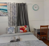 Comfortable Guest Room closes to Emerald CBD - New South Wales Tourism 