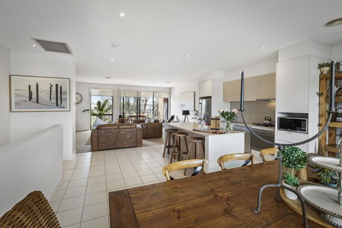 Comfy Coast Drive Condo - New South Wales Tourism  1