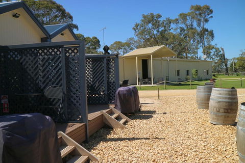 Coonawarra Cabins Unit B - New South Wales Tourism  2