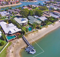 Coorumbong 16 - 5 BDRM Canal Home with Pool - New South Wales Tourism 