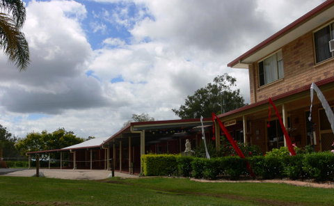 Copper Country Motor Inn & Restaurant - New South Wales Tourism  0
