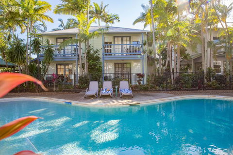 Coral Beach Noosa Resort - New South Wales Tourism  1