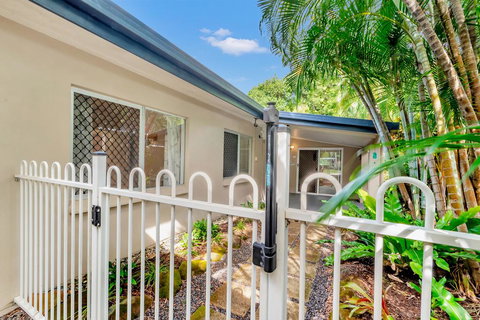 Coral Sea Holiday House - New South Wales Tourism  2