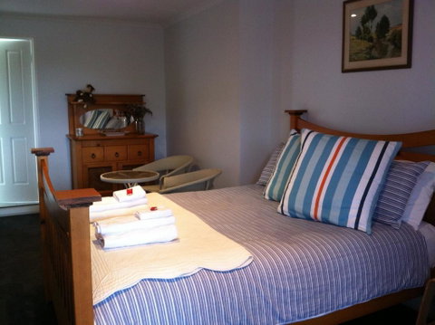 Corinella On The Esplanade Bed & Breakfast - New South Wales Tourism  3