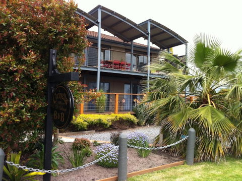 Corinella On The Esplanade Bed & Breakfast - New South Wales Tourism  0