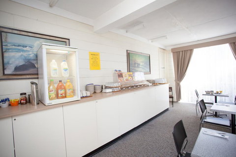 Corio Bay Motel - New South Wales Tourism  1