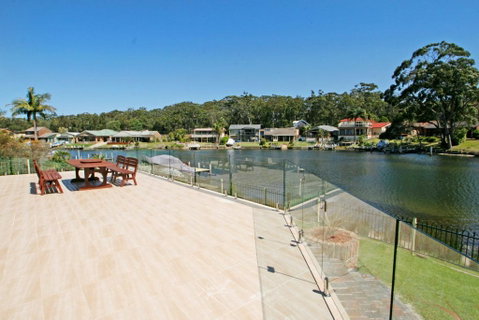 Cormorant Waterfront Home - New South Wales Tourism  0