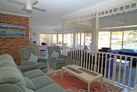 Cormorant Waterfront Home - New South Wales Tourism  2