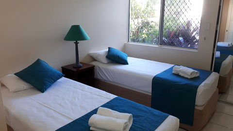 Costa Royale Trinity Beach - New South Wales Tourism  2