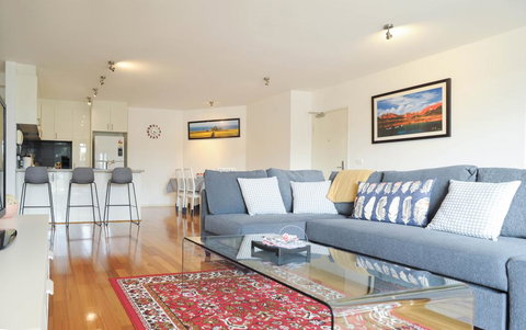 Cosy Apartment Near Racecourse - New South Wales Tourism  2