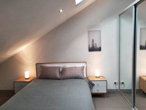 Cosy Modern Apartment In Brunswick - New South Wales Tourism  1