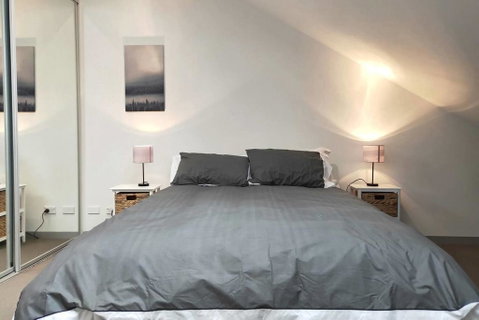Cosy Modern Apartment In Brunswick - New South Wales Tourism  2