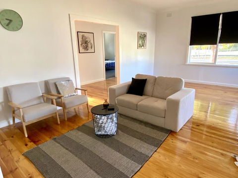 Cottage Natimuk - New South Wales Tourism  2