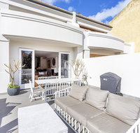 Cottesloe Aqua Retreat - Executive Escapes - New South Wales Tourism 