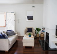 Cottesloe Beach Villa With Large Courtyard Sleeps 4 - New South Wales Tourism 