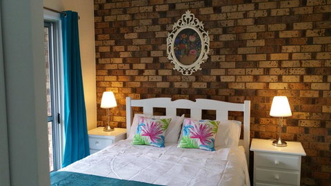 Country Charm - New South Wales Tourism  0