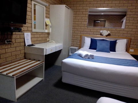 Country Home Motor Inn - New South Wales Tourism  3