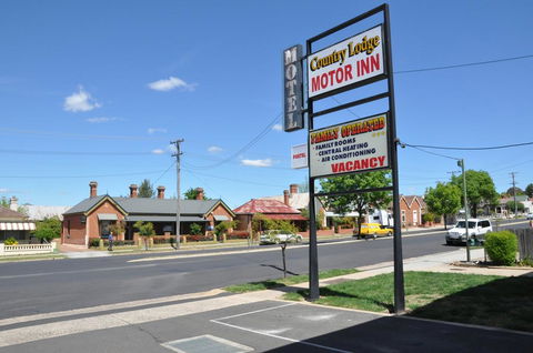 Country Lodge Motor Inn - New South Wales Tourism  0