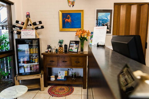 Country Pathfinder Motor Inn - New South Wales Tourism  2