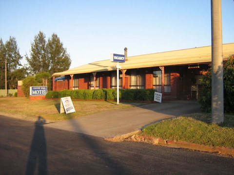 Country Road Motel St Arnaud - New South Wales Tourism  0