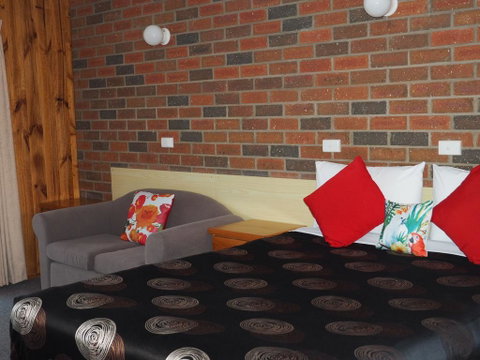 Country Road Motel St Arnaud - New South Wales Tourism  2