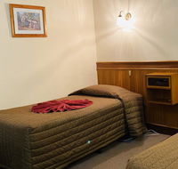 County Lodge Motor Inn - New South Wales Tourism 