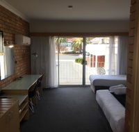 Court Street Motel