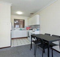 Cozy South Perth Unit next to Perth Zoo - New South Wales Tourism 