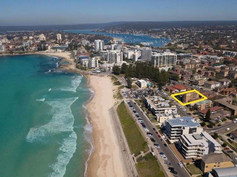 CRONULLA BREEZE - New South Wales Tourism  0