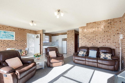 Crystal Waters Unit 2 - New South Wales Tourism  3