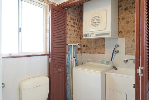 Crystal Waters Unit 2 - New South Wales Tourism  2