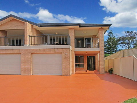 CShells On Quay - Perfect Location And Great Views - New South Wales Tourism  0