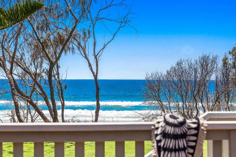 Cypress Beachfront - New South Wales Tourism  3