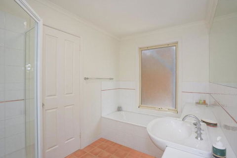 Darian Townhouse 1-28 - New South Wales Tourism  2