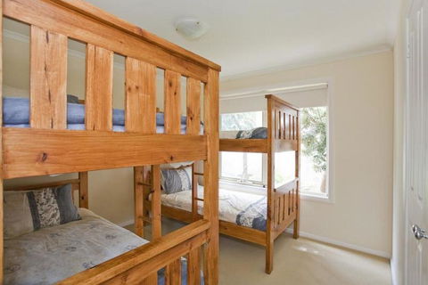 Darian Townhouse 1-28 - New South Wales Tourism  1