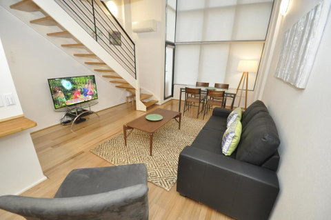 Darlinghurst Fully Self Contained Modern 1 Bed Apartment (POP) - New South Wales Tourism  2