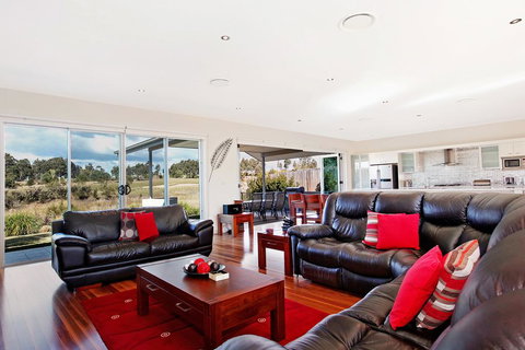 Dashaz Dream - New South Wales Tourism  3